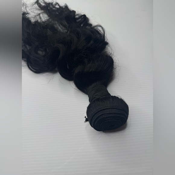 20” Deep Wave Human Hair Blend Bundle – Soft, Natural Black, Heat-Safe, - Picture 3 of 5